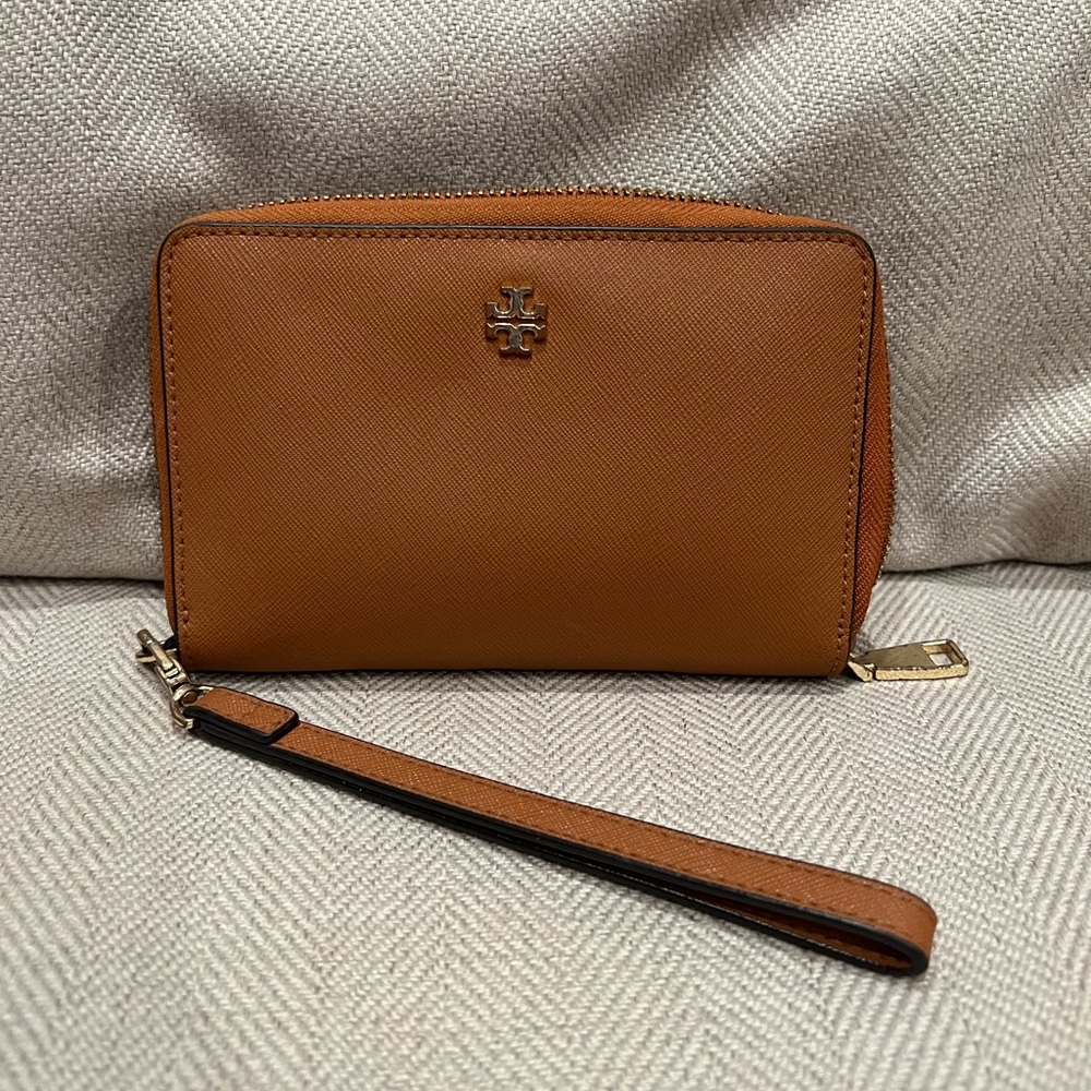 Tory Burch wallet